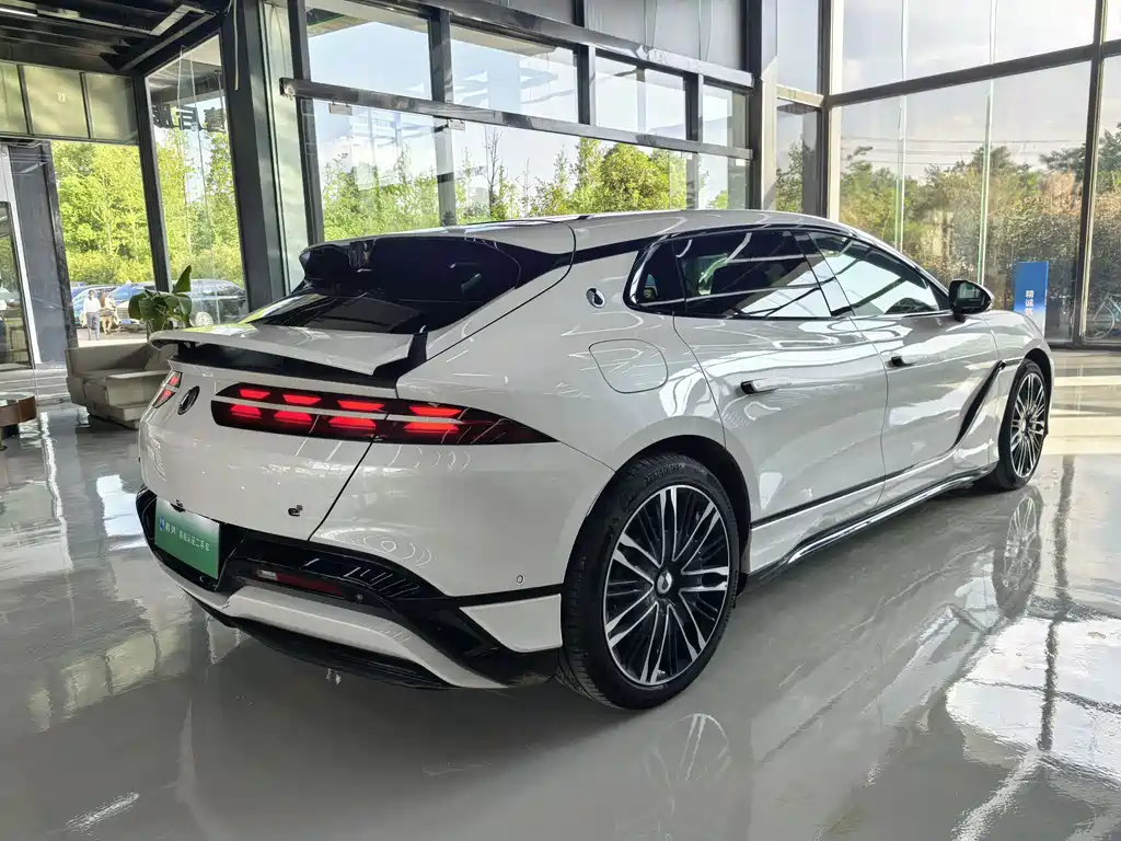 Denza Z9GT 2024 1100 AWD Ultra Edition