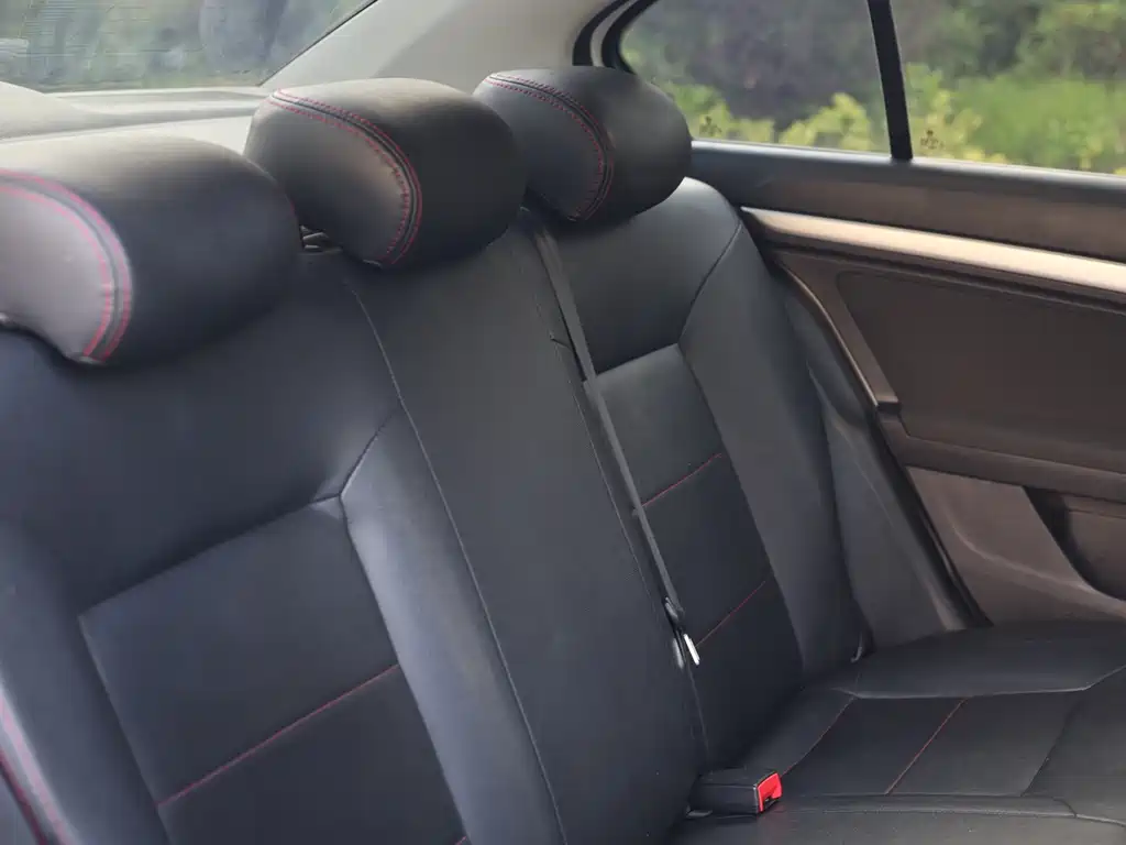 Volkswagen Lavida 2017 1.6L Automatic Fashion Edition