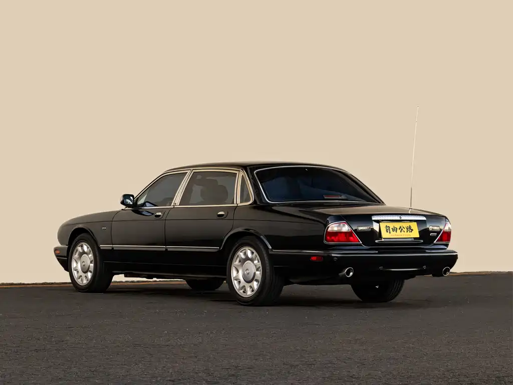 Jaguar XJ8 X308 2002 Vanden Plas North American Luxury Limited Edition
