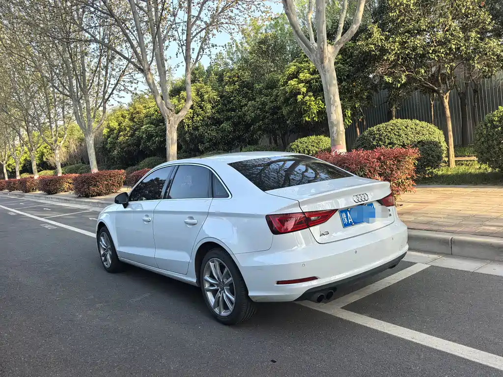 Audi A3 2016 Limousine 35 TFSI Fashion