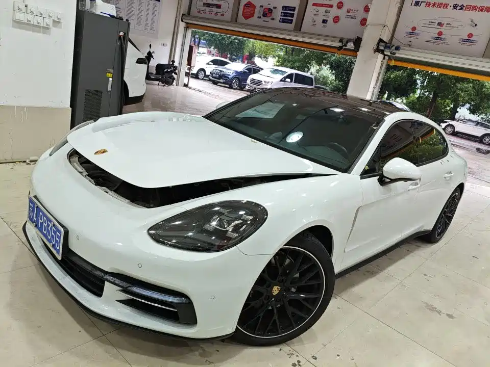 Porsche Panamera 2019 Executive LWB 2.9T