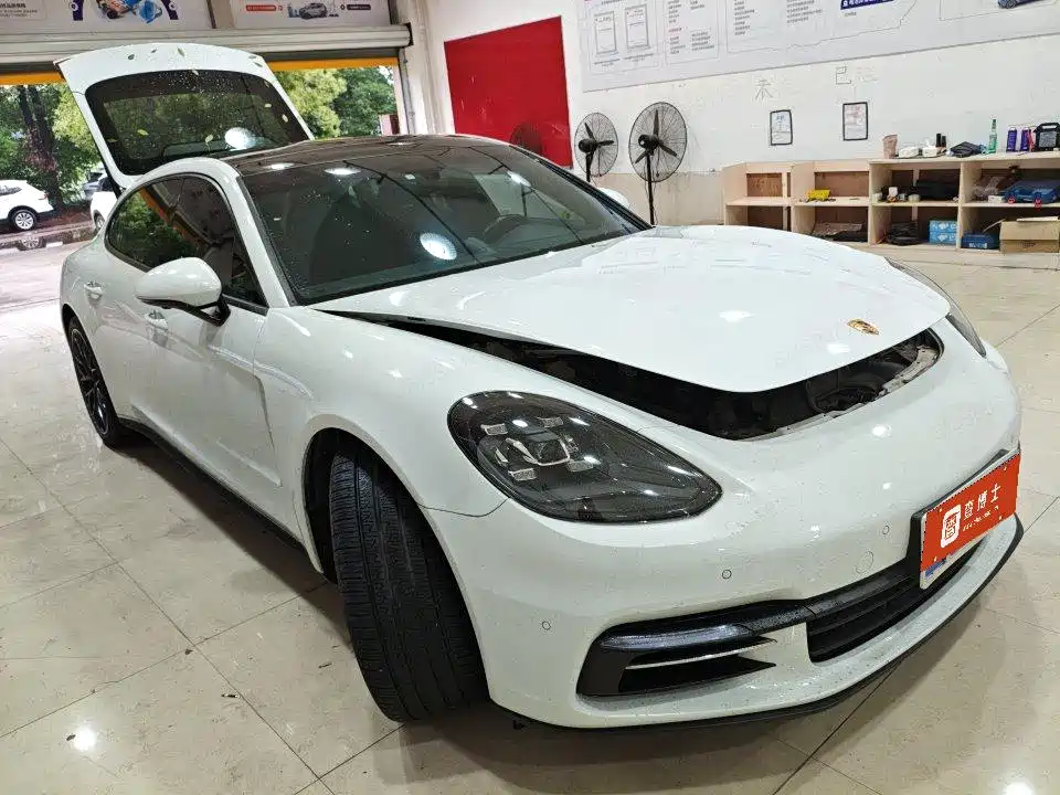 Porsche Panamera 2019 Executive LWB 2.9T
