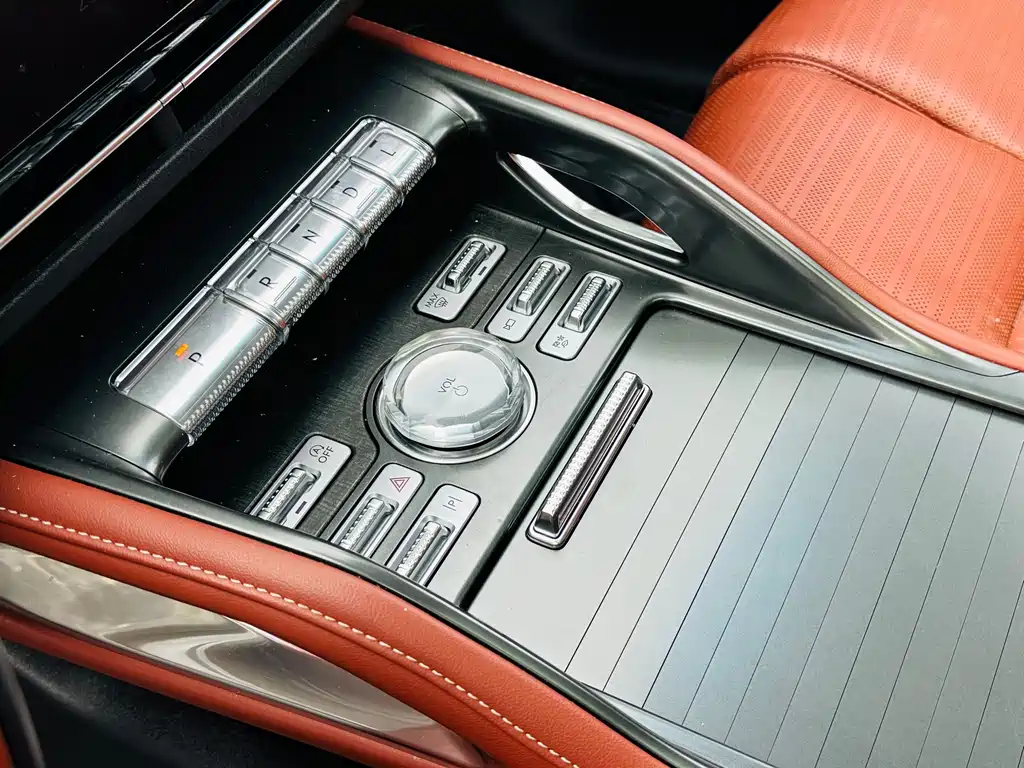 Lincoln Nautilus 2023 2.0T AWD ZR Edition