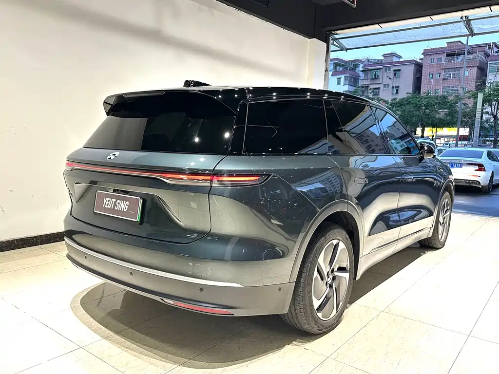NIO ES8 2023 75kWh