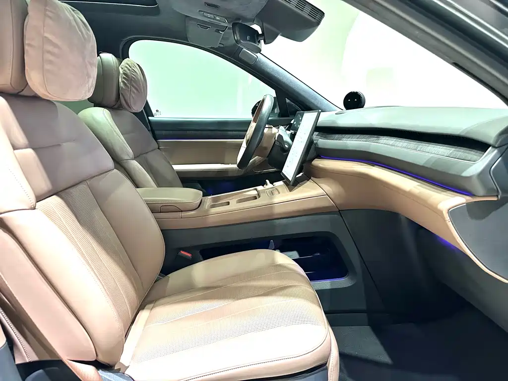 NIO ES8 2023 75kWh