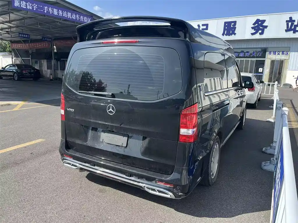 Mercedes-Benz Vito 2018 2.0T Elite Edition 8-Seater China VI