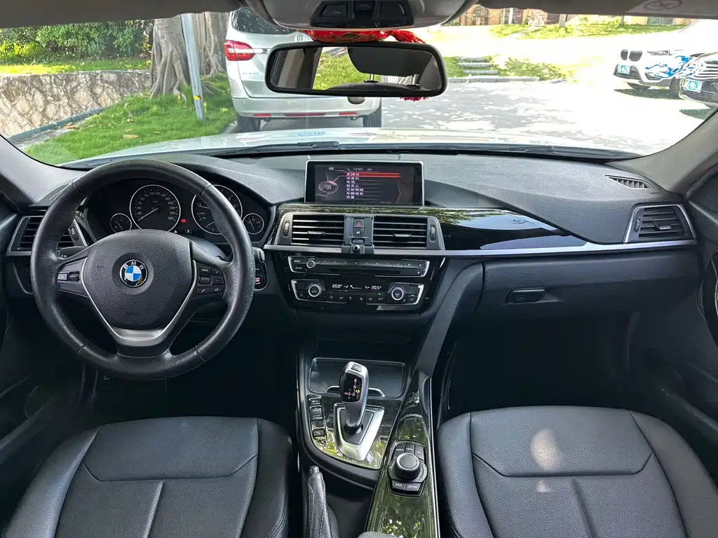 BMW 3 Series 2017 320Li Fashion Edition