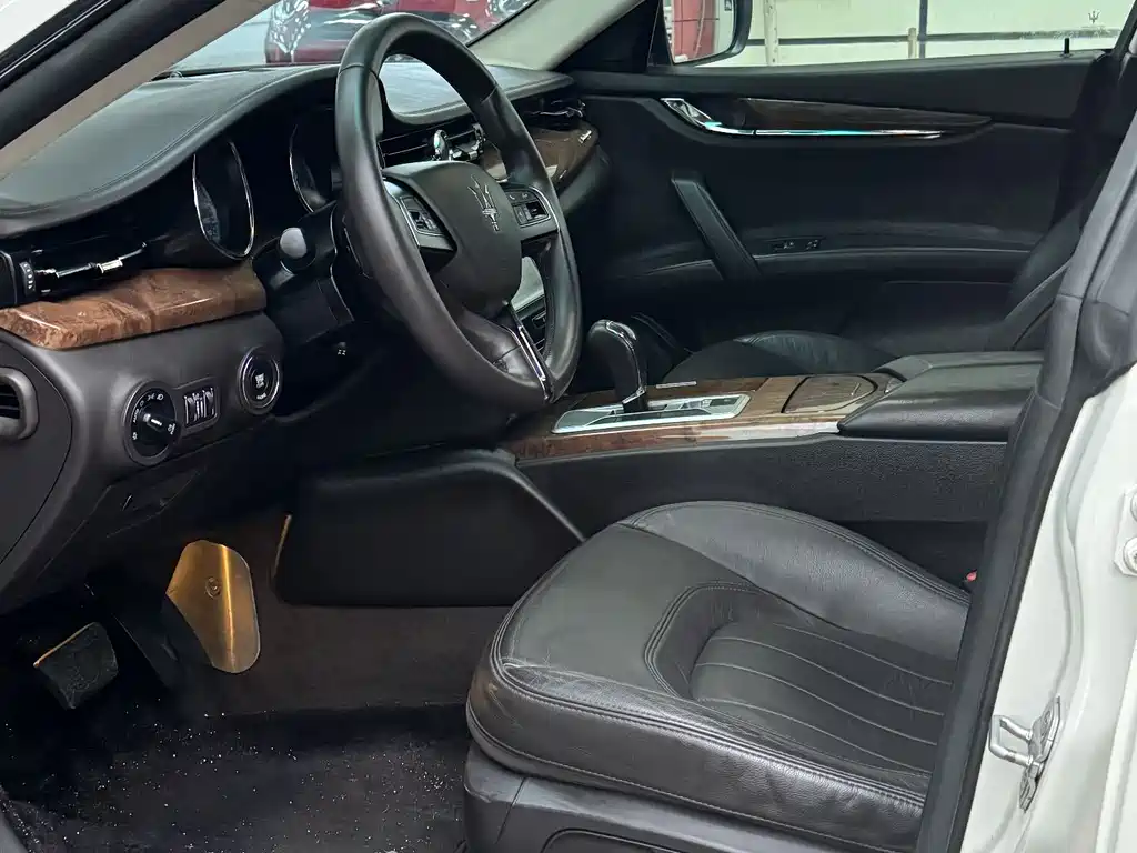 Maserati Quattroporte 2013 3.0T Standard