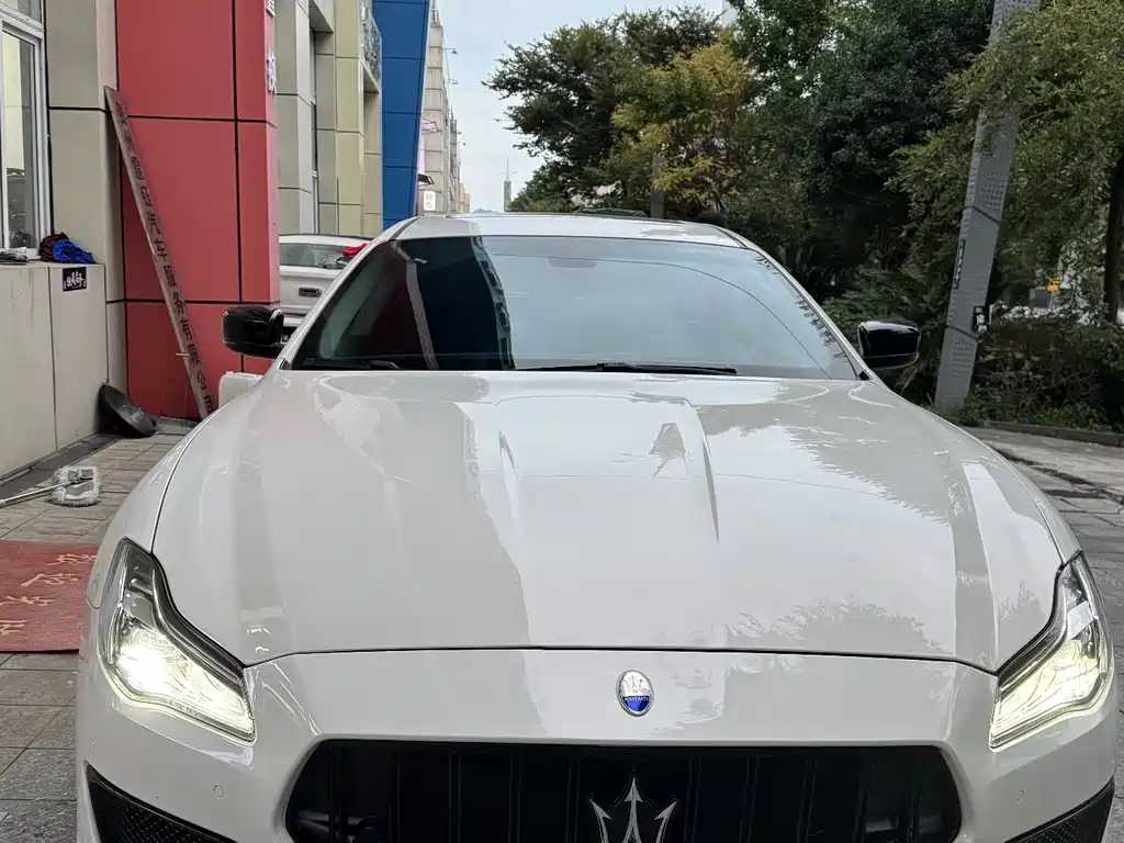 Maserati Quattroporte 2013 3.0T Standard