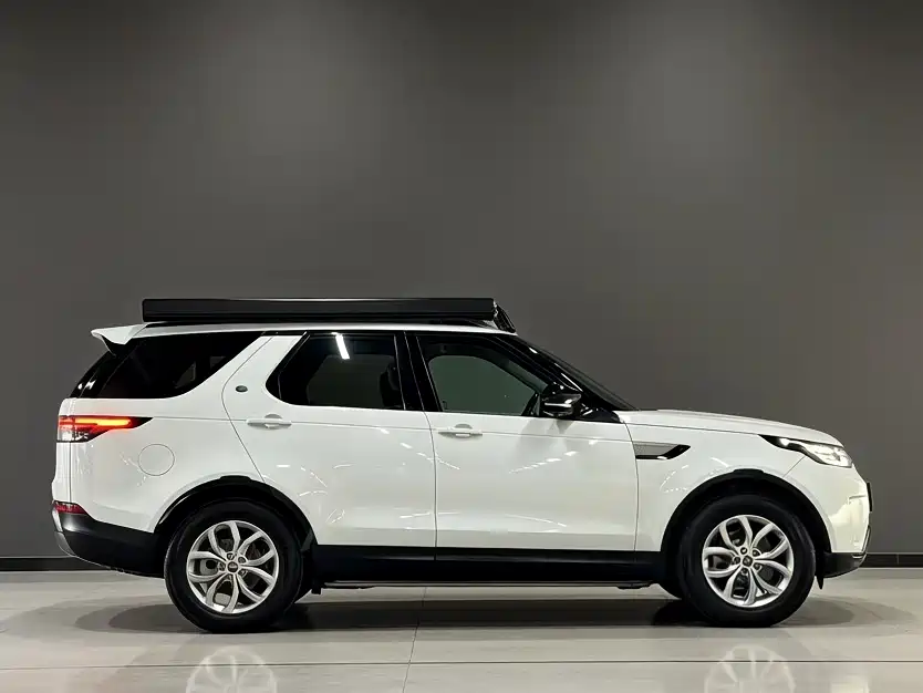 Land Rover Discovery 2018 2.0T SE
