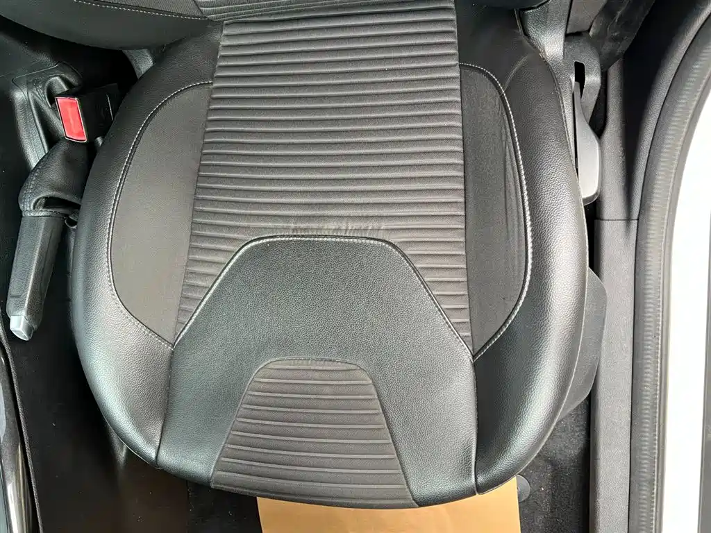 Ford Focus 2018 Hatchback Classic EcoBoost 180 Auto Elite Trim