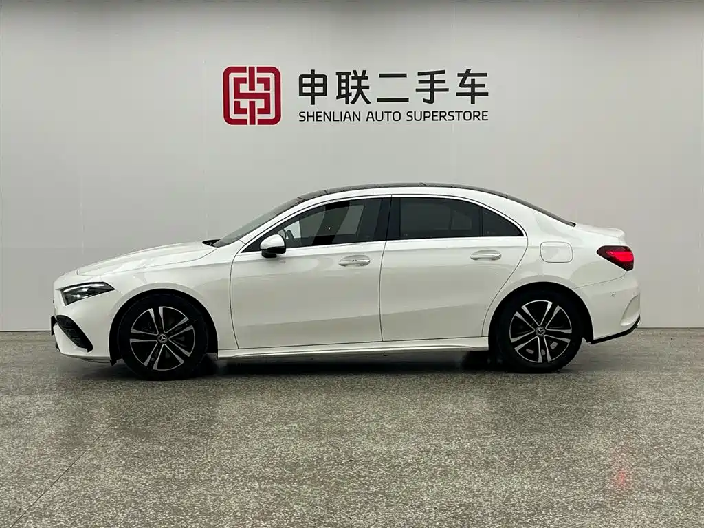 Mercedes-Benz A-Class 2023 A 200 L Dynamic