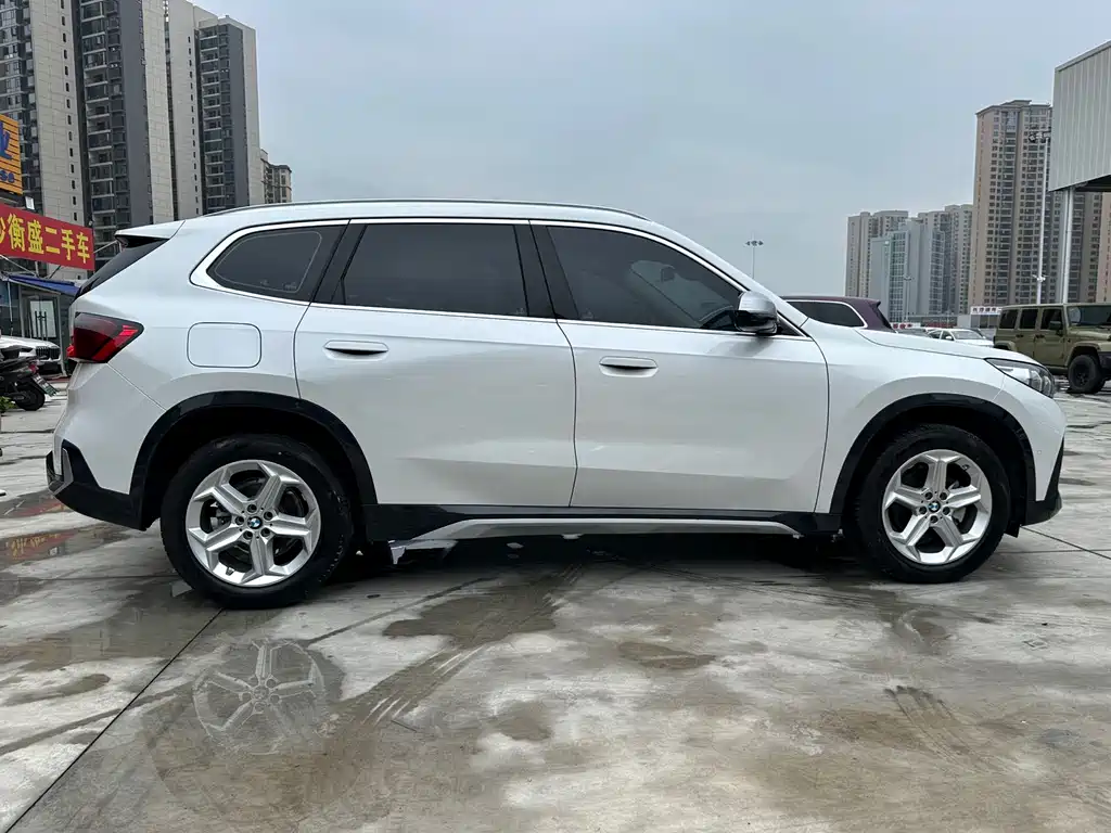 BMW X1 2023 sDrive20Li X Design Package
