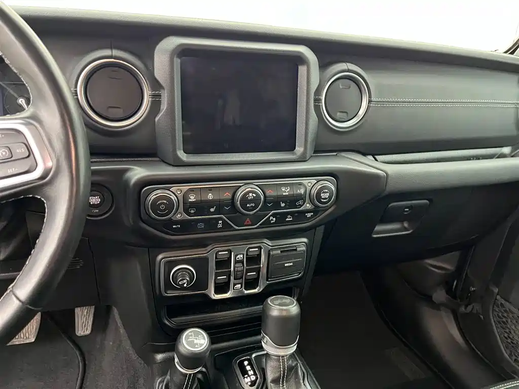 Jeep Wrangler 4xe Sahara 2021