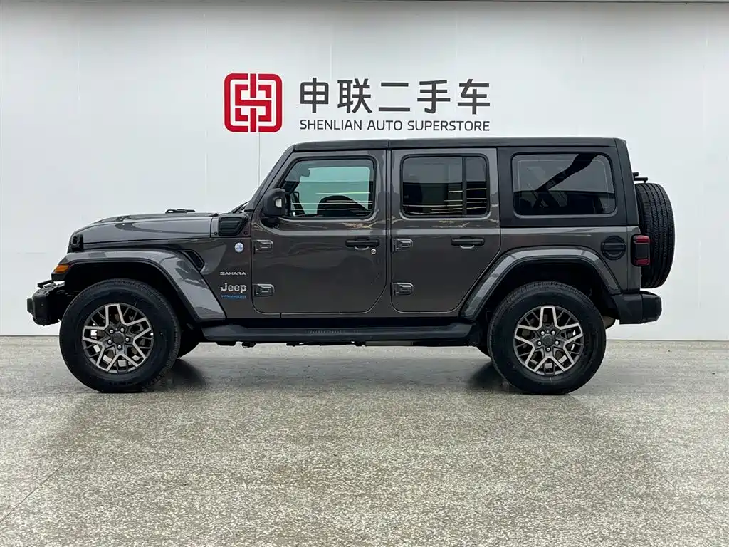 Jeep Wrangler 4xe Sahara 2021