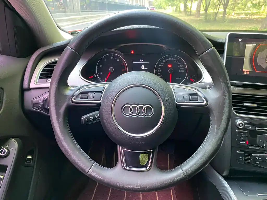 Audi A4L 2013 35 TFSI Automatic Standard Edition