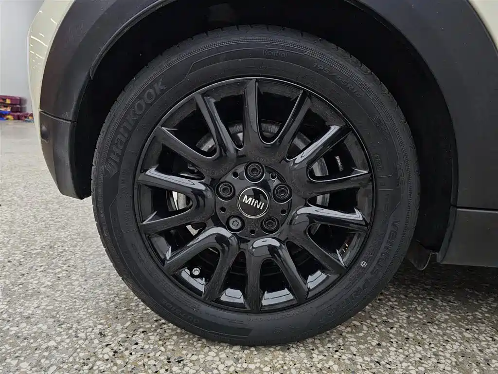MINI 2021 1.5T ONE PLUS