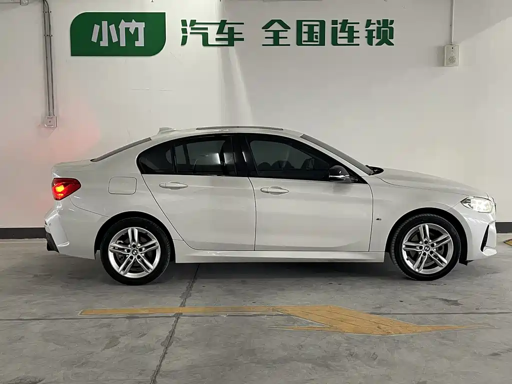BMW 1 Series 2022 120i M Sport Night Edition