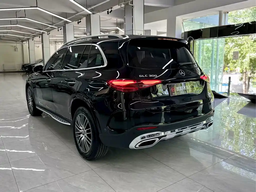 Mercedes-Benz GLC 300 L 4MATIC