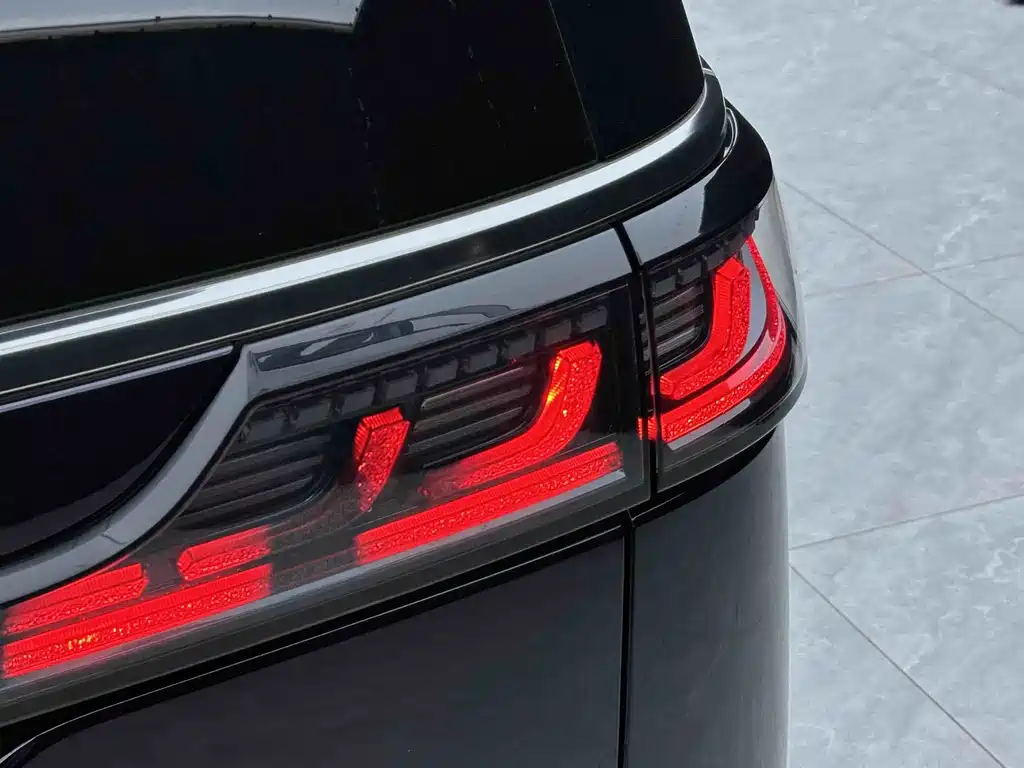 Voyah Dreamer 2024 PHEV Ultra-Long Range Flagship Edition