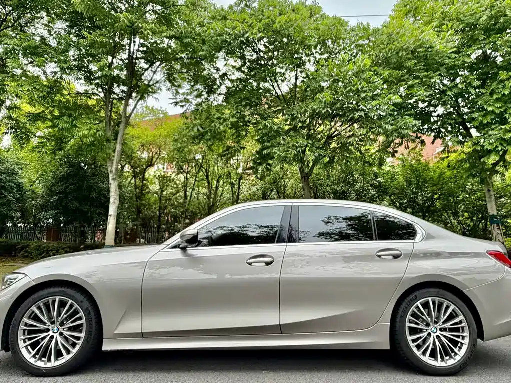 BMW 3 Series 2020 325Li Launch Edition