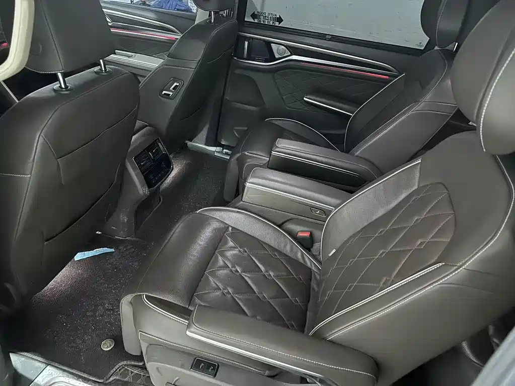 Volkswagen Viloran 2020 380TSI Premium Edition