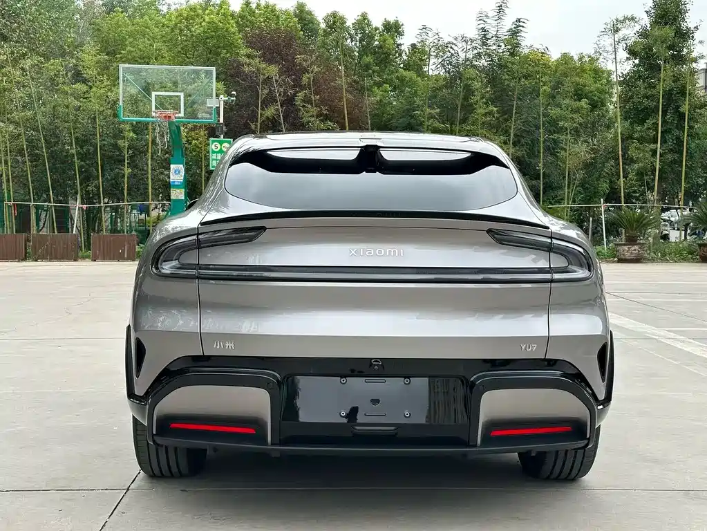 Xiaomi YU7 2025 Long Range RWD