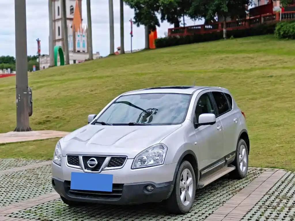 Nissan Qashqai 2012 2.0XV Lei CVT 2WD