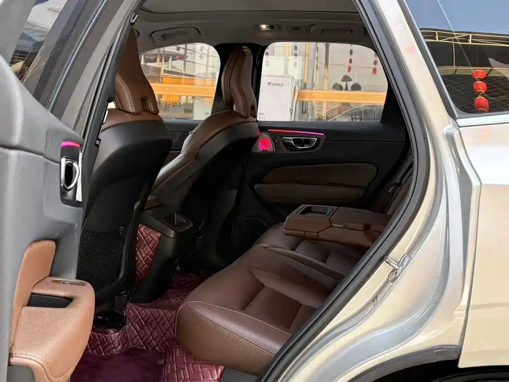 Volvo XC60 2019 T5 AWD Zhiyuan Edition China V