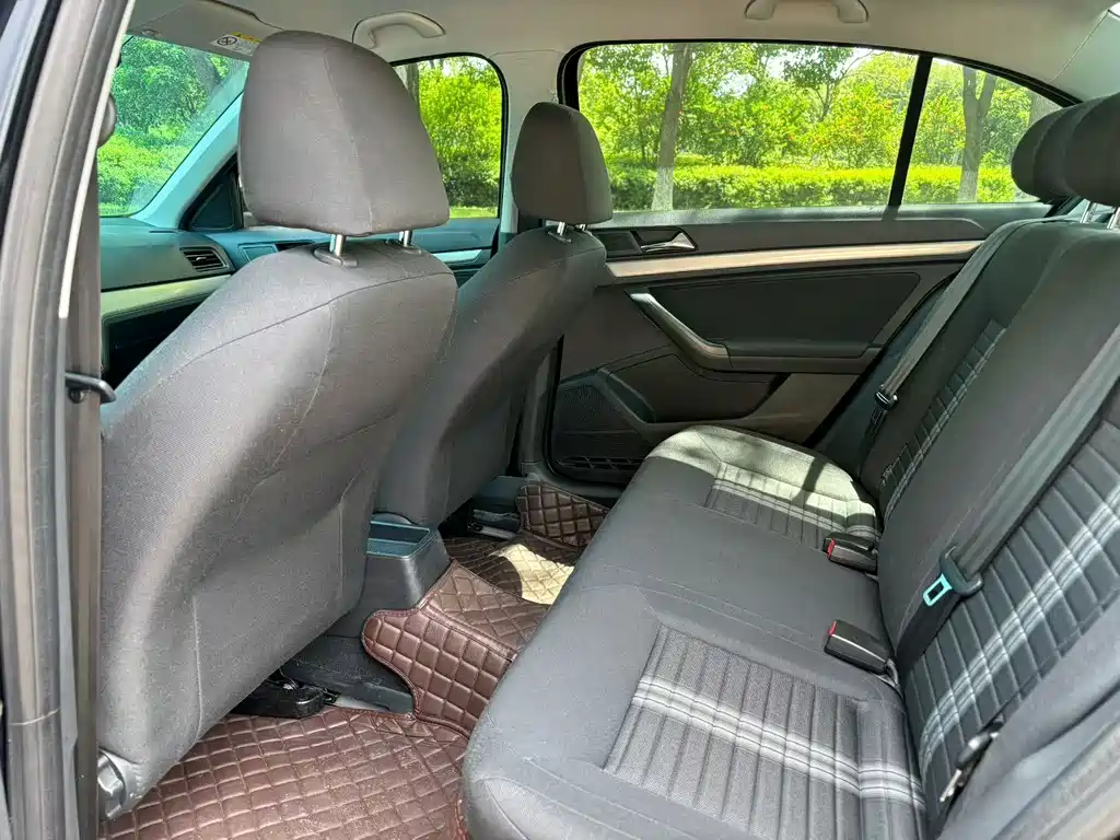 Volkswagen Lavida 2019 1.5L Automatic Fashion Edition China VI