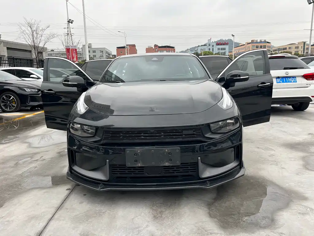 Lynk & Co 03 2019 2.0TD Automatic Pro Edition