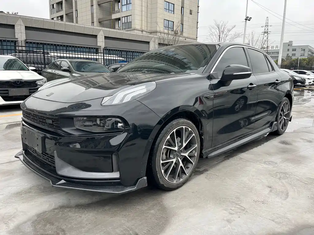 Lynk & Co 03 2019 2.0TD Automatic Pro Edition