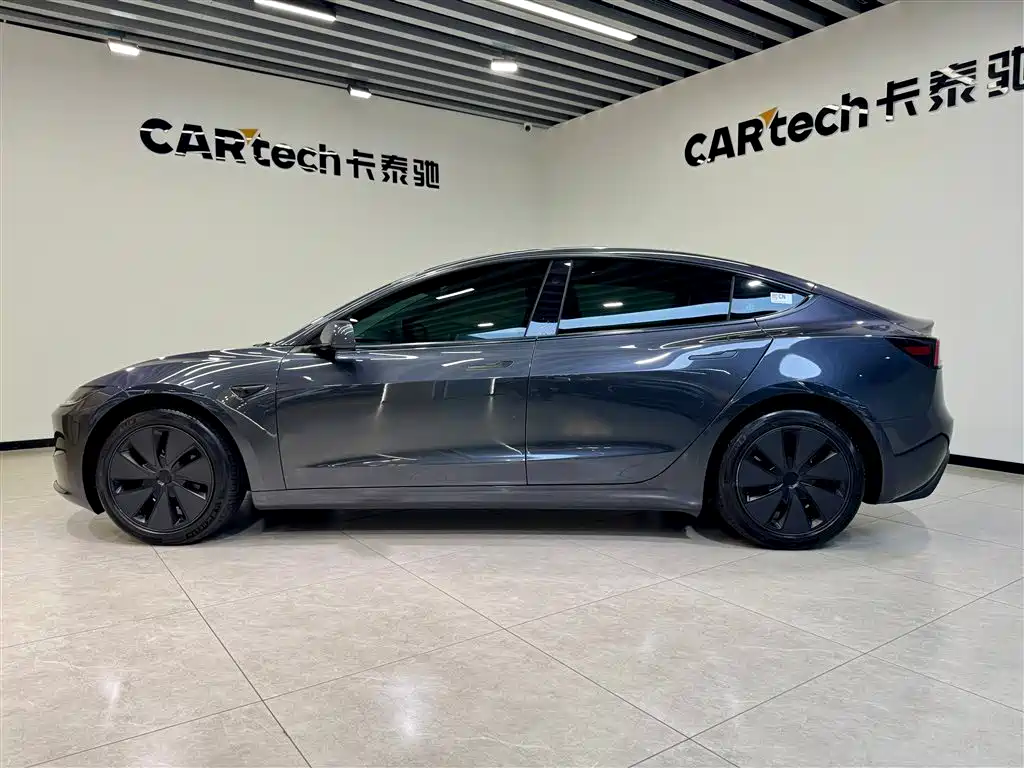 Tesla Model 3 2023 RWD