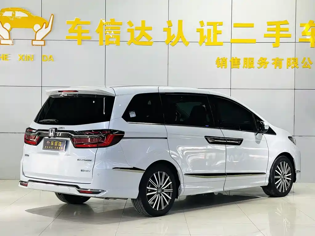 Honda Elysion 2024 2.0L e:HEV Luxury Edition