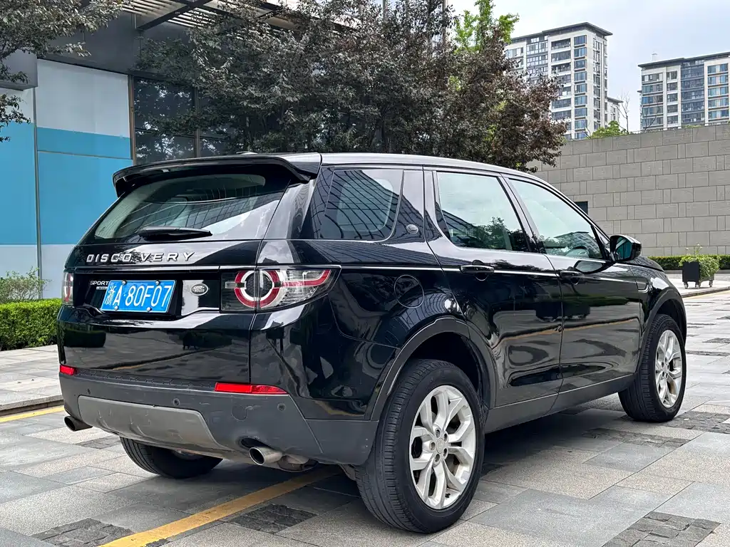 Land Rover Discovery Sport 2016 2.0T SE