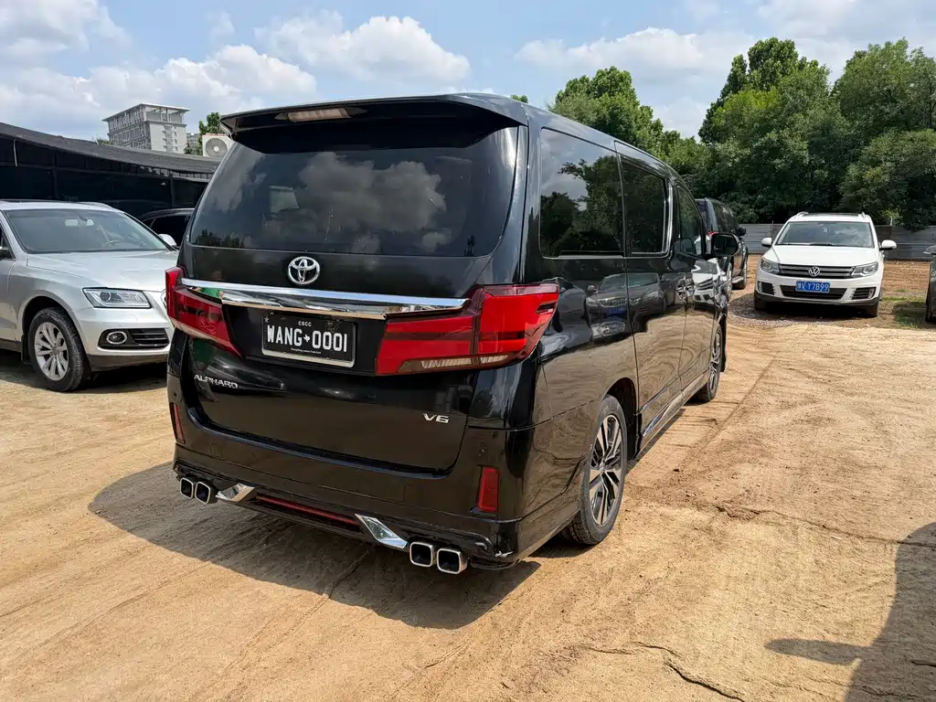 Alphard 2011 3.5L Luxury Edition