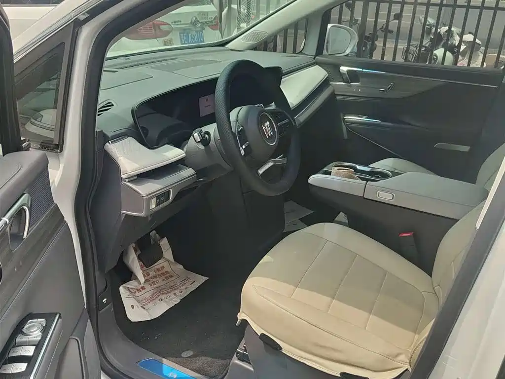 Buick GL8 2025 Avenir ES Smart Enjoy Edition