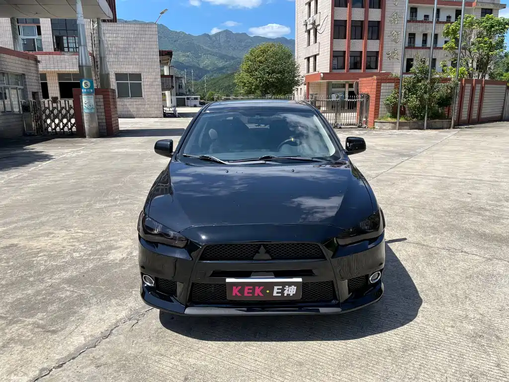 Mitsubishi Lancer EX 2011 Fashion Edition 1.8L Manual Comfort