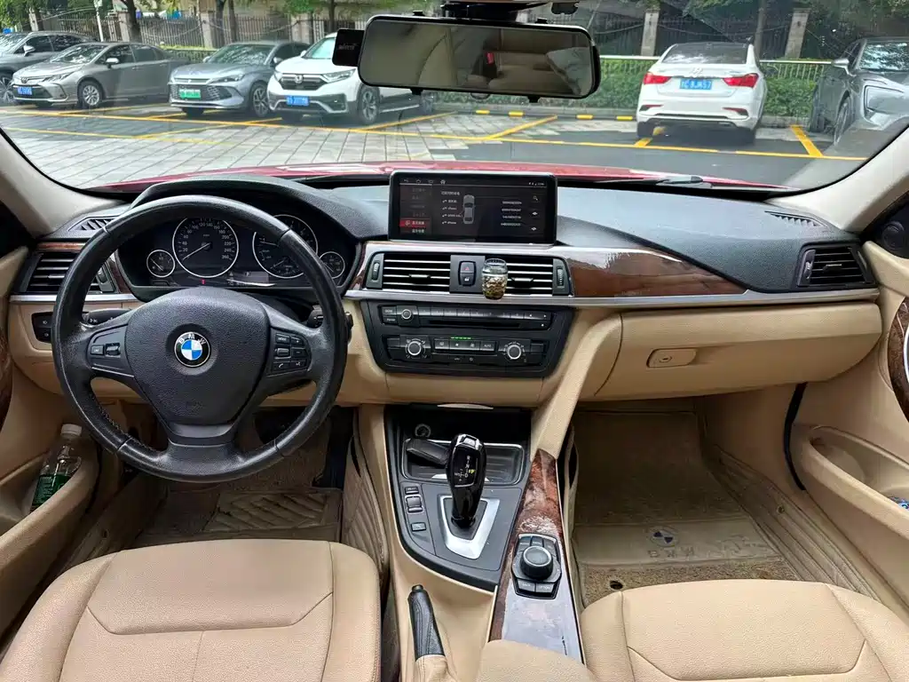 BMW 3 Series 2013 320Li Fashion Edition