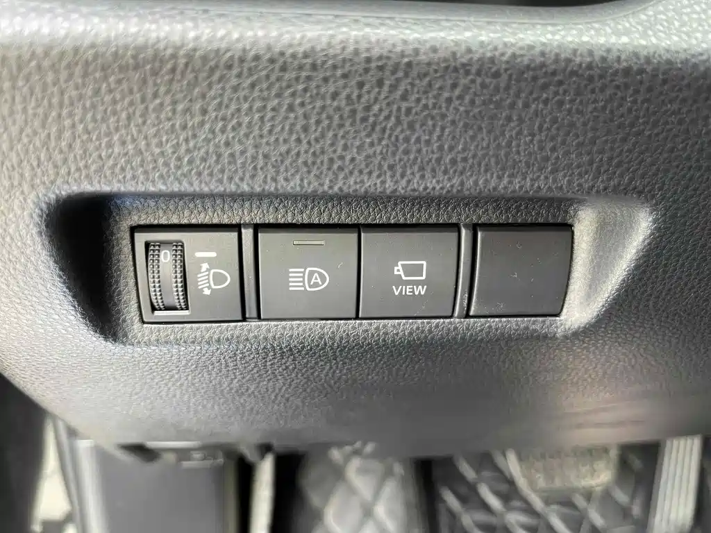 Toyota RAV4 2021 2.0L CVT FWD Style Edition
