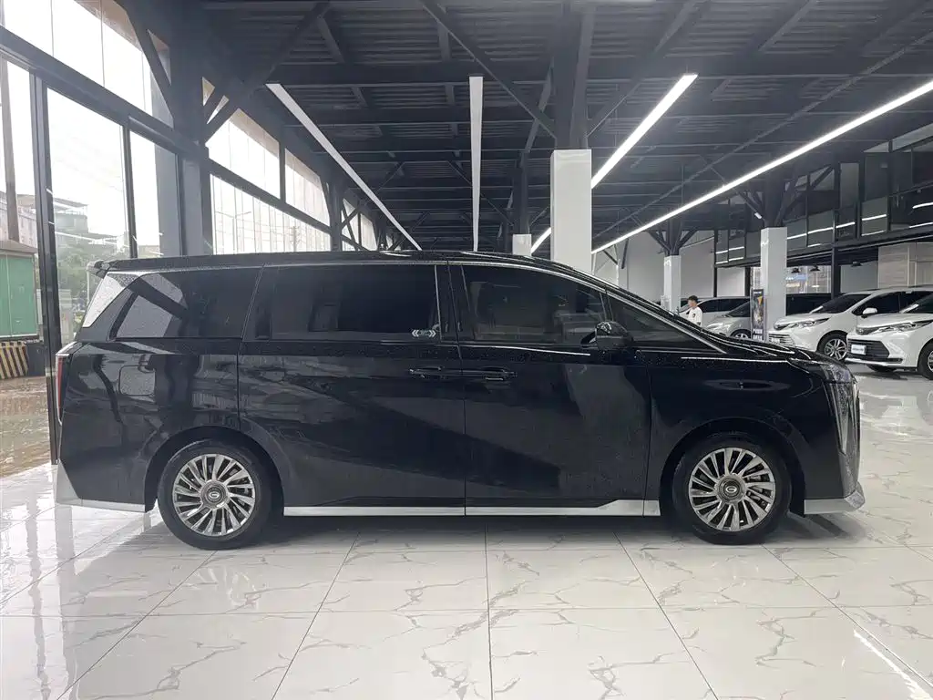 GAC Trumpchi M8 2023 Grandmaster Series Dual Engine Yuzun Edition