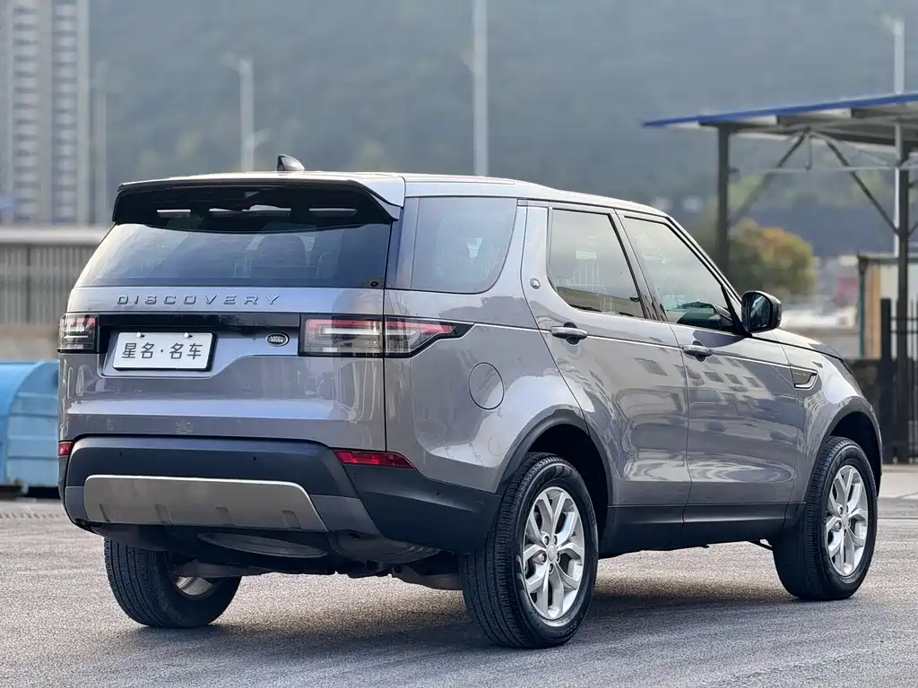 Land Rover Discovery 2019 2.0T SE