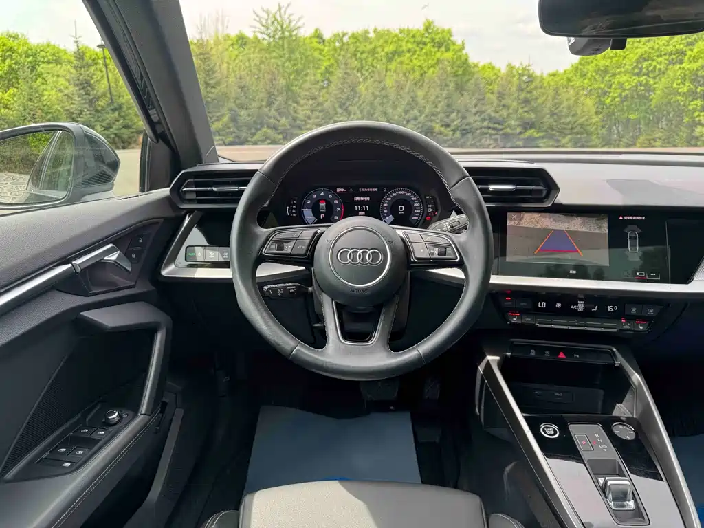 Audi A3L Limousine 35 TFSI Fashion Sport Edition 2023