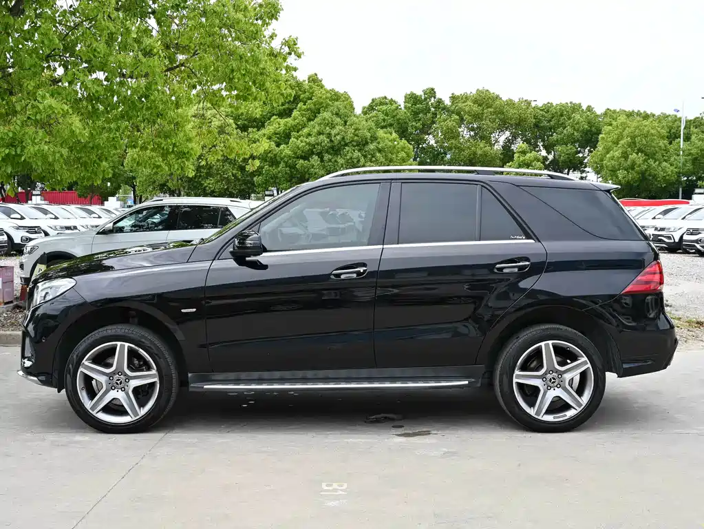Mercedes-Benz GLE 400 4MATIC