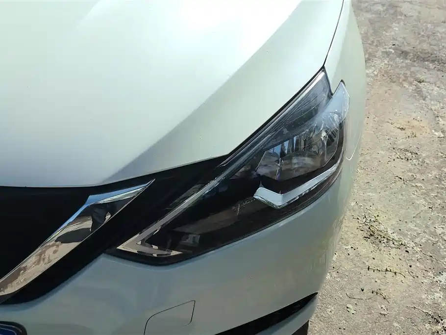 Nissan Sylphy Classic 1.6XE CVT Comfort Edition 2022