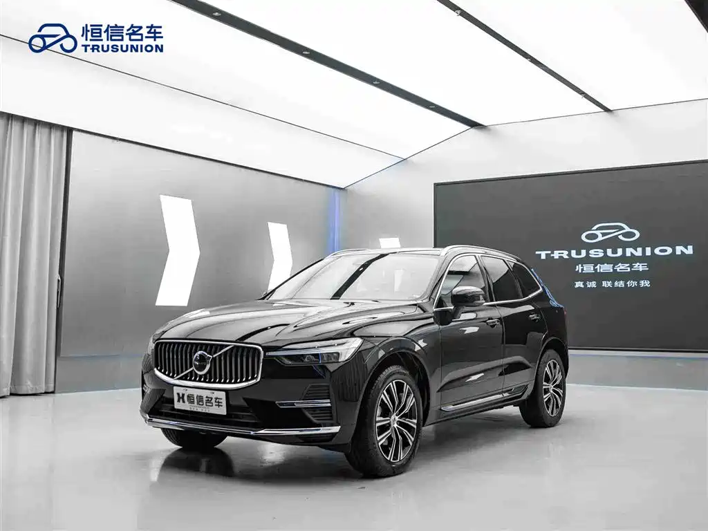 Volvo XC60 2022 B5 AWD Inscription