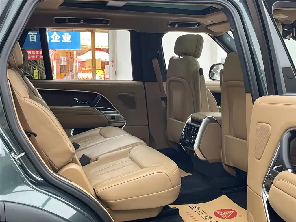 Range Rover 2023 3.0 L6 400PS Autobiography Seven-Seater Long Wheelbase