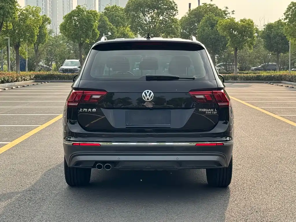 Tiguan L 2020 330TSI Automatic FWD Panorama Comfort Edition China VI