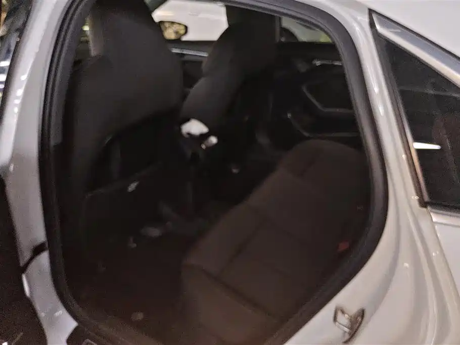 Audi A3L 2021 35 TFSI
