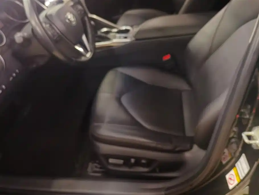 Camry 2018 2.5G Luxury Edition